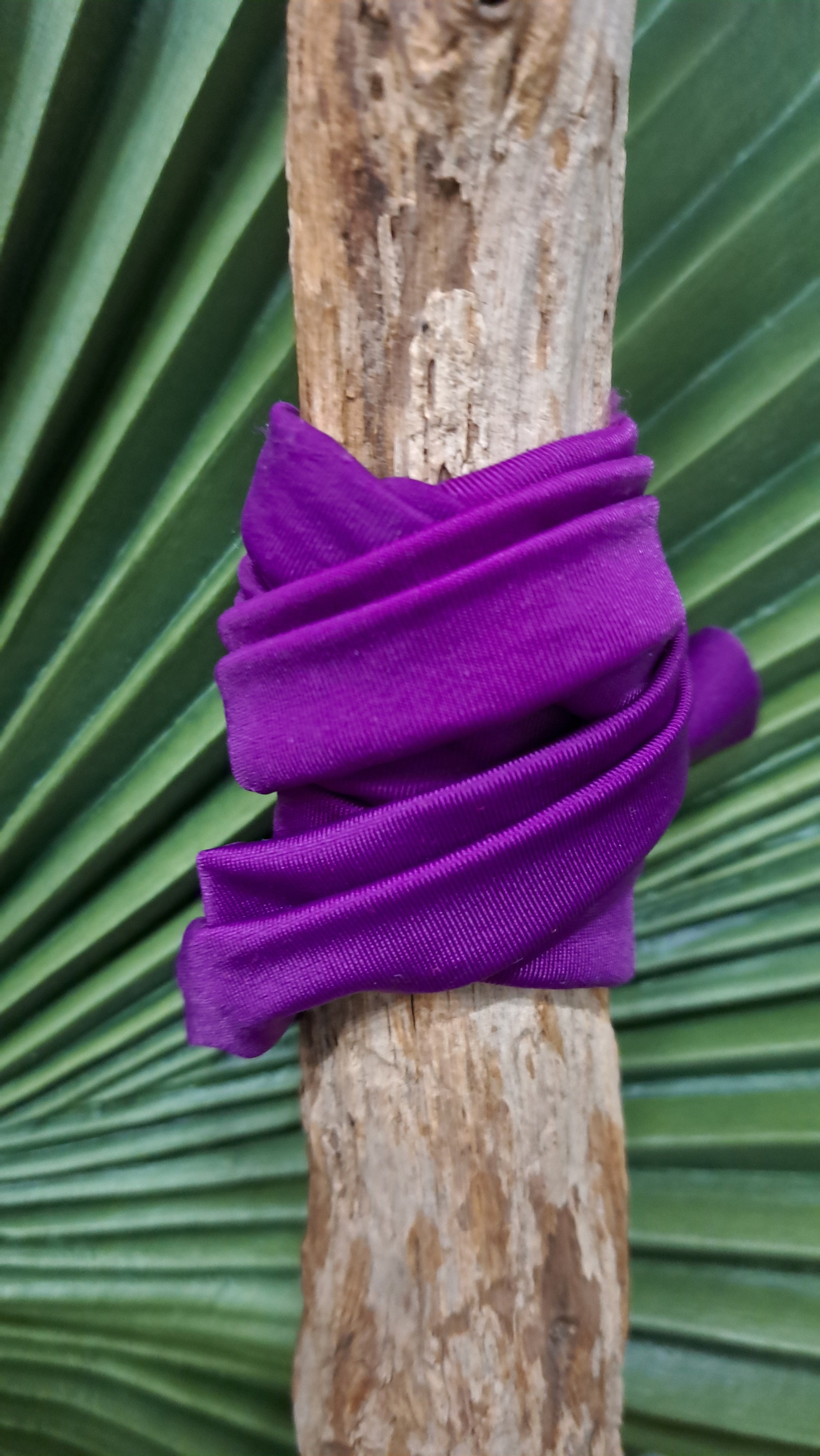 Lint 18 Dark Purple