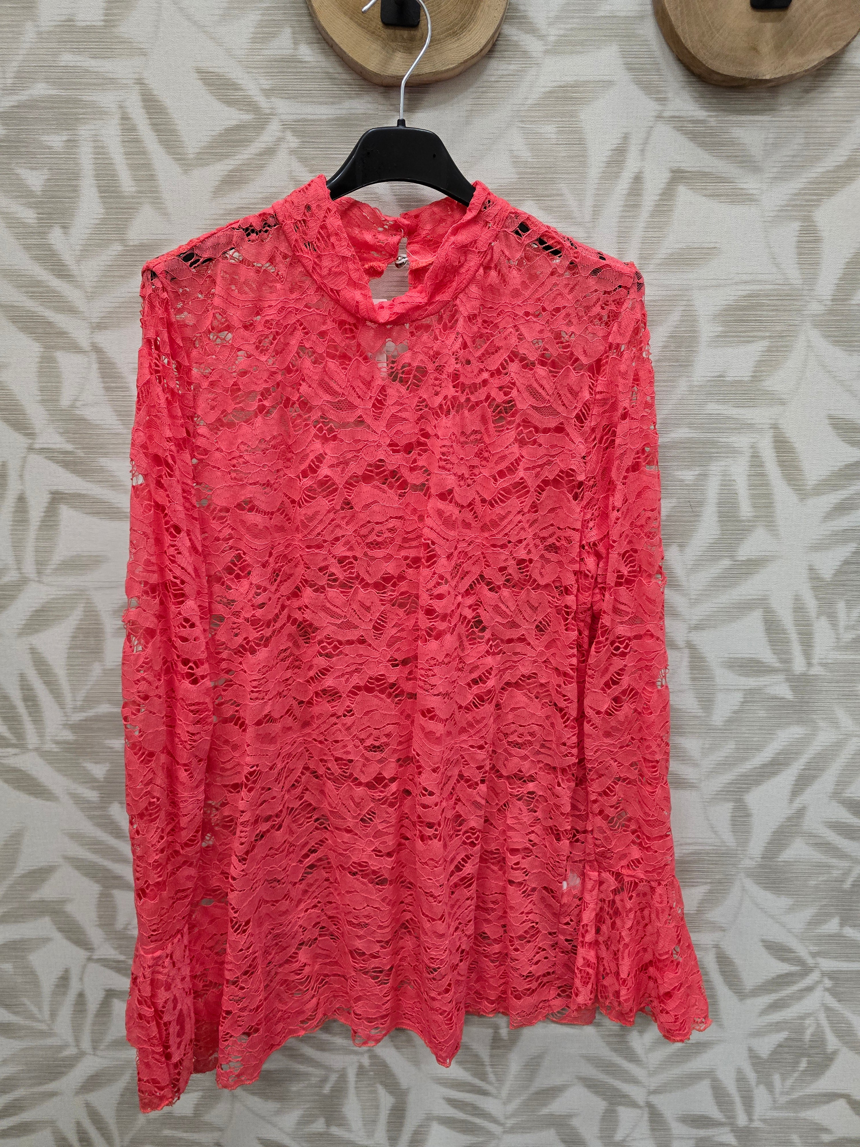 Kanten Shirt Koraal  t/m 50