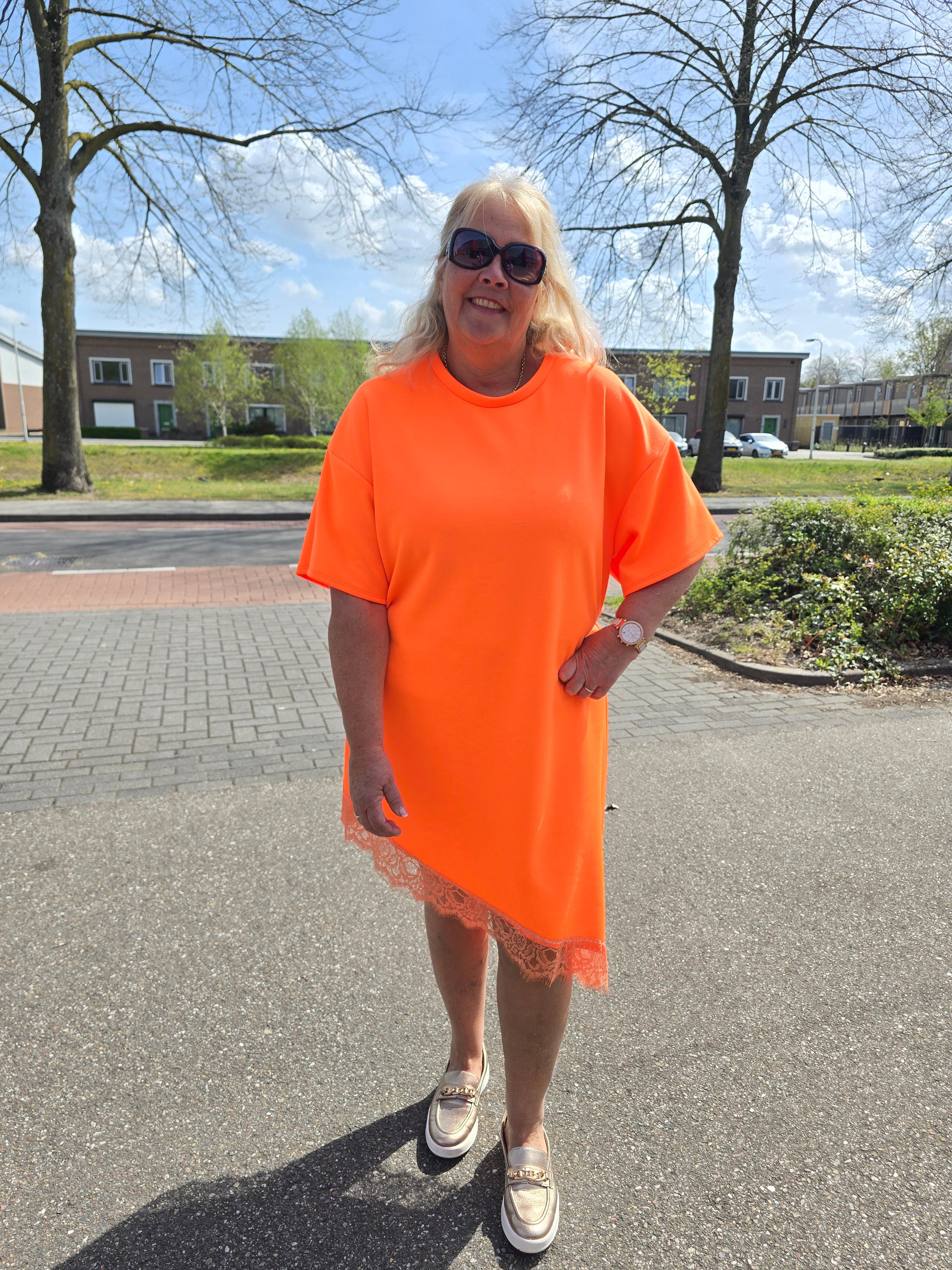 Sweat Jurk Symetric Lace Oranje t/m 50