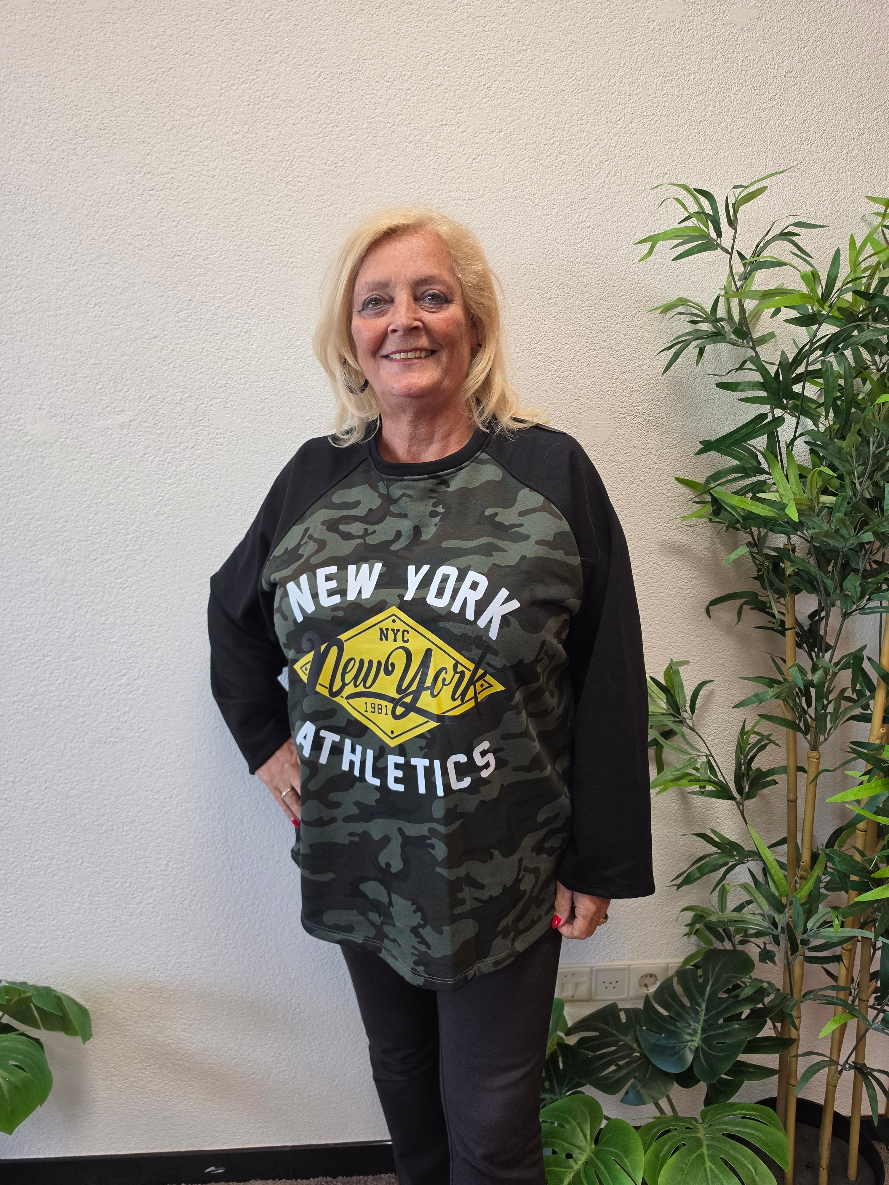 Sweat Shirt New York Army Zwart t/m 50