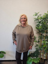 Sweat Trui met franjes Taupe t/m 54