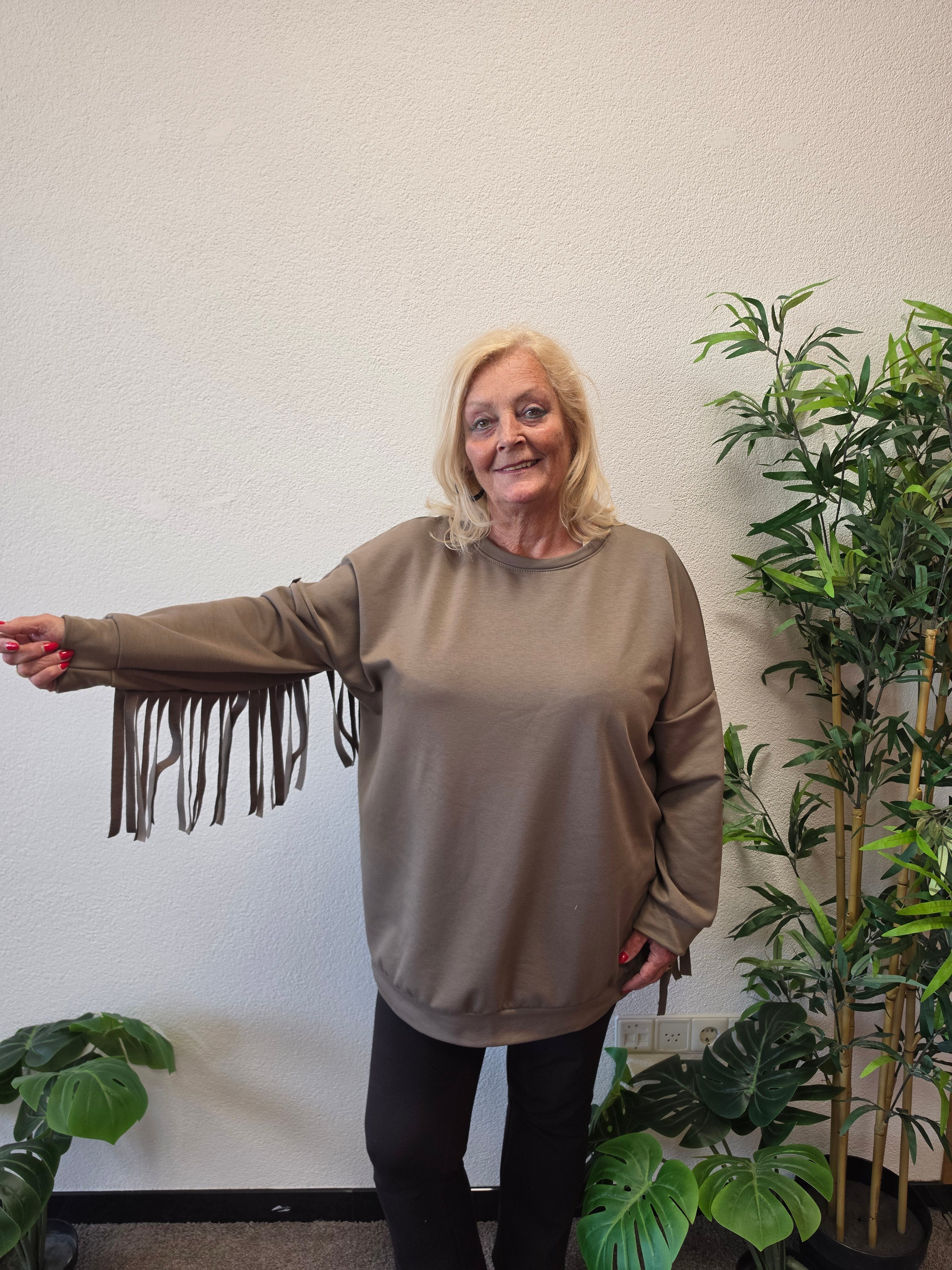 Sweat Trui met franjes Taupe t/m 54