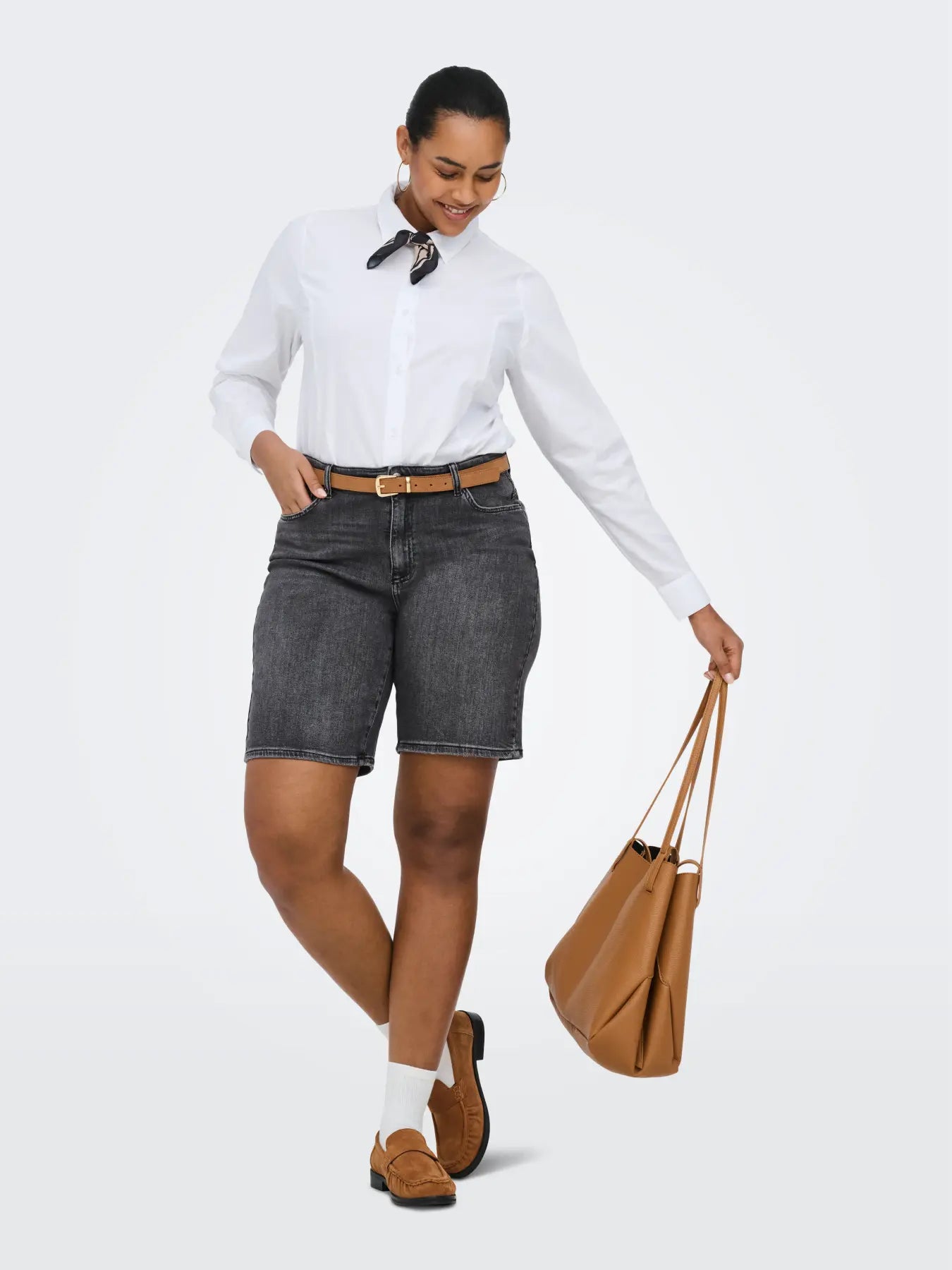 Wide Short Carsonny Washed Black