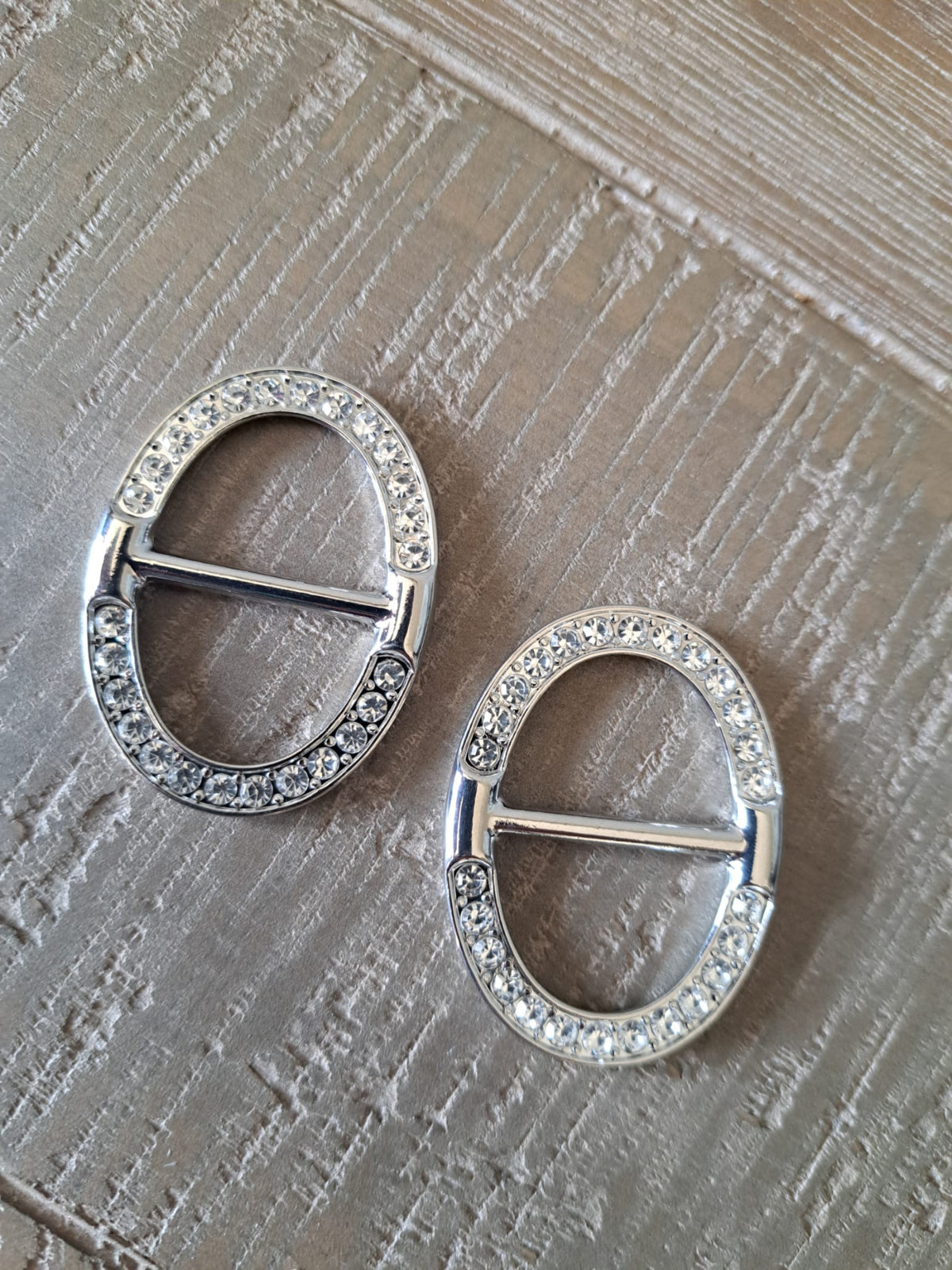 Oval strass silver