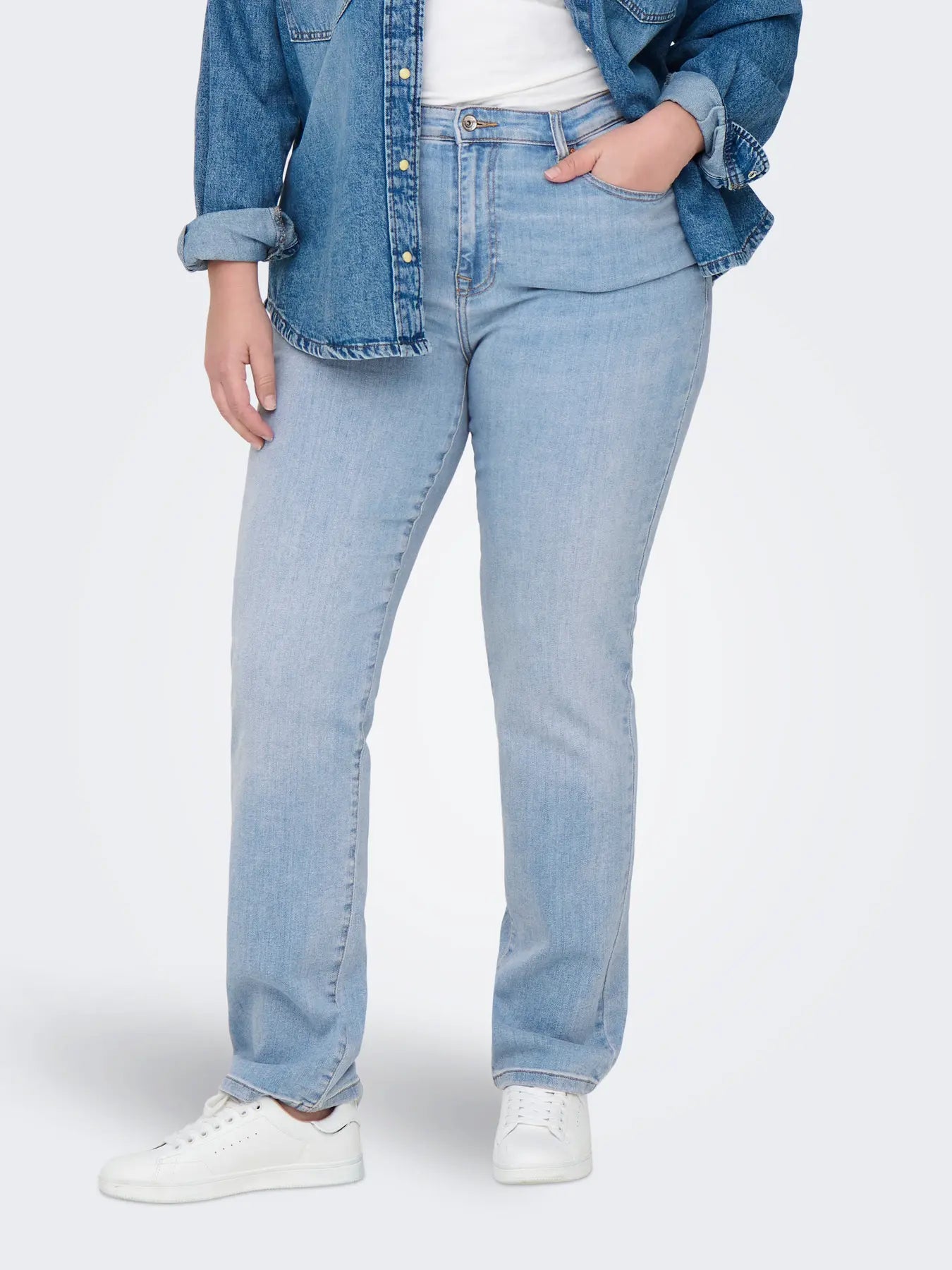 Jeans Carsui Mid Slim (REA286) Light Blue Denim LM 32