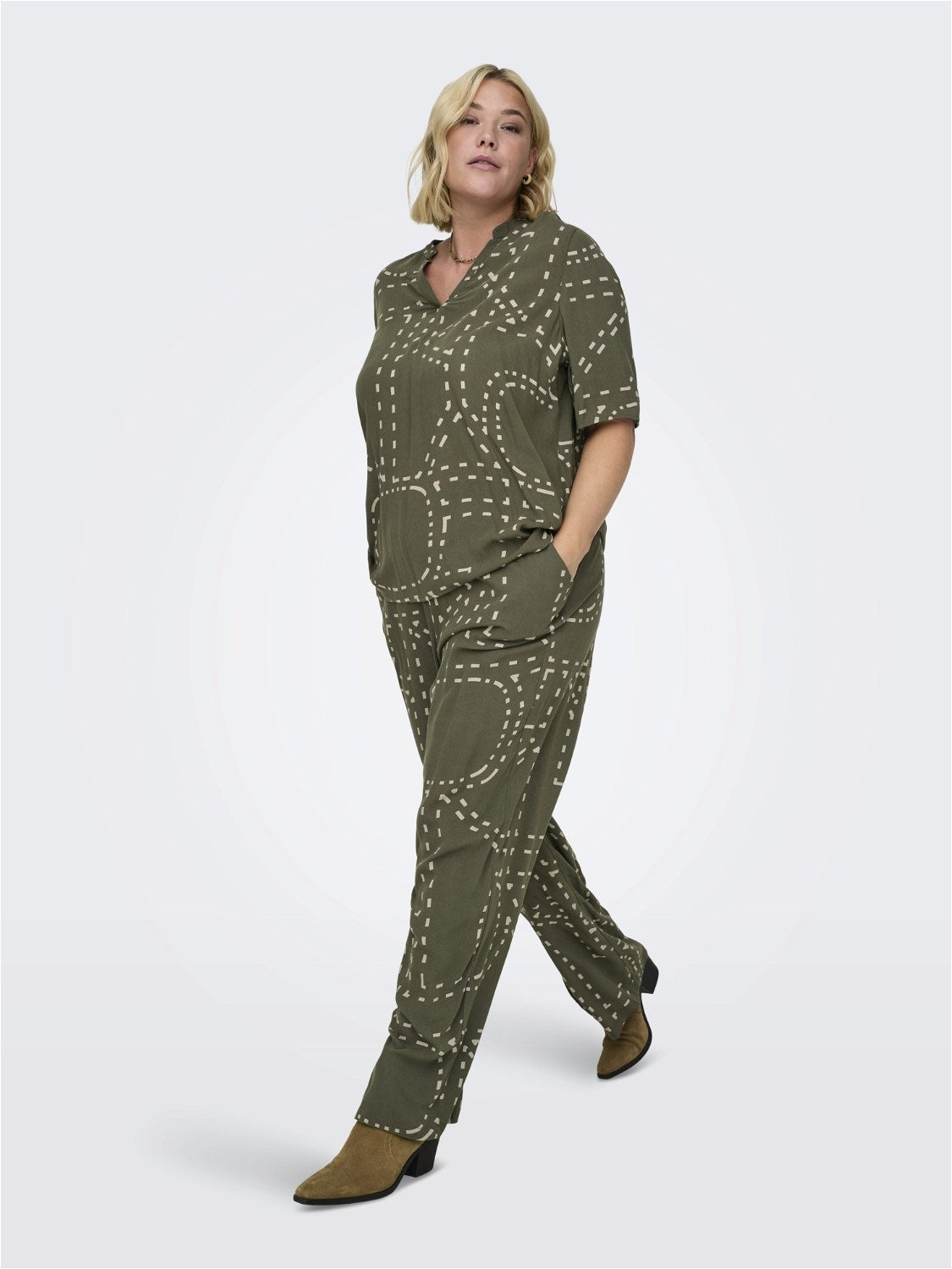Broek Carphoebe wide ankle print rebel Kalamata t/m 54