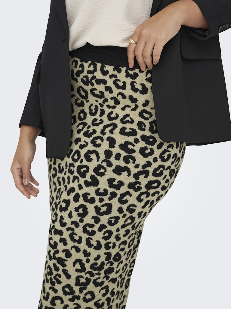 Rok Caribi Humus/Leo