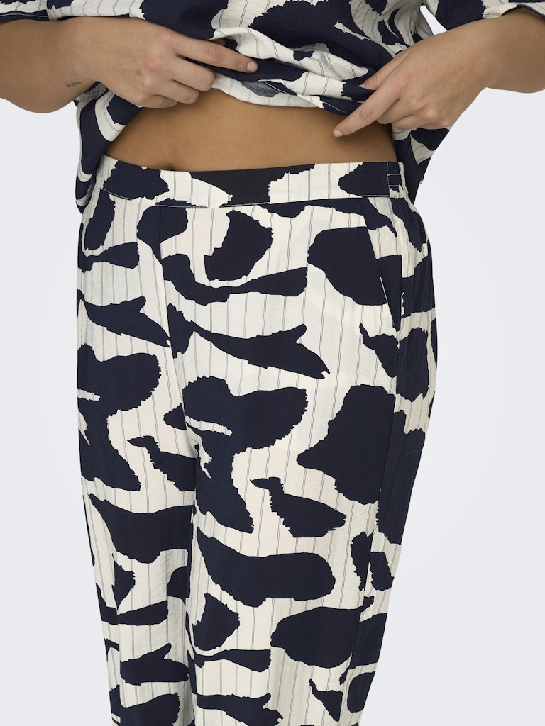 Broek Carmisia Cloud Dancer/Graphic