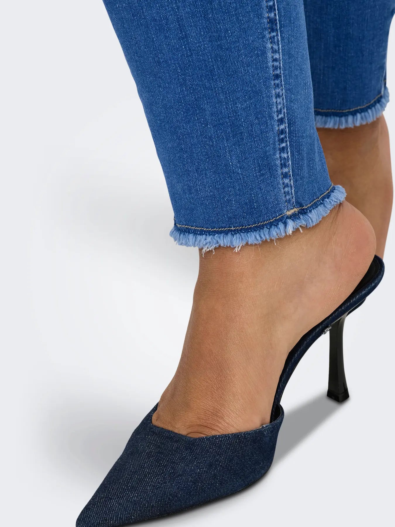 Jeans Carwilly reg ank sk (REA260) Special Bright Blue lm 32