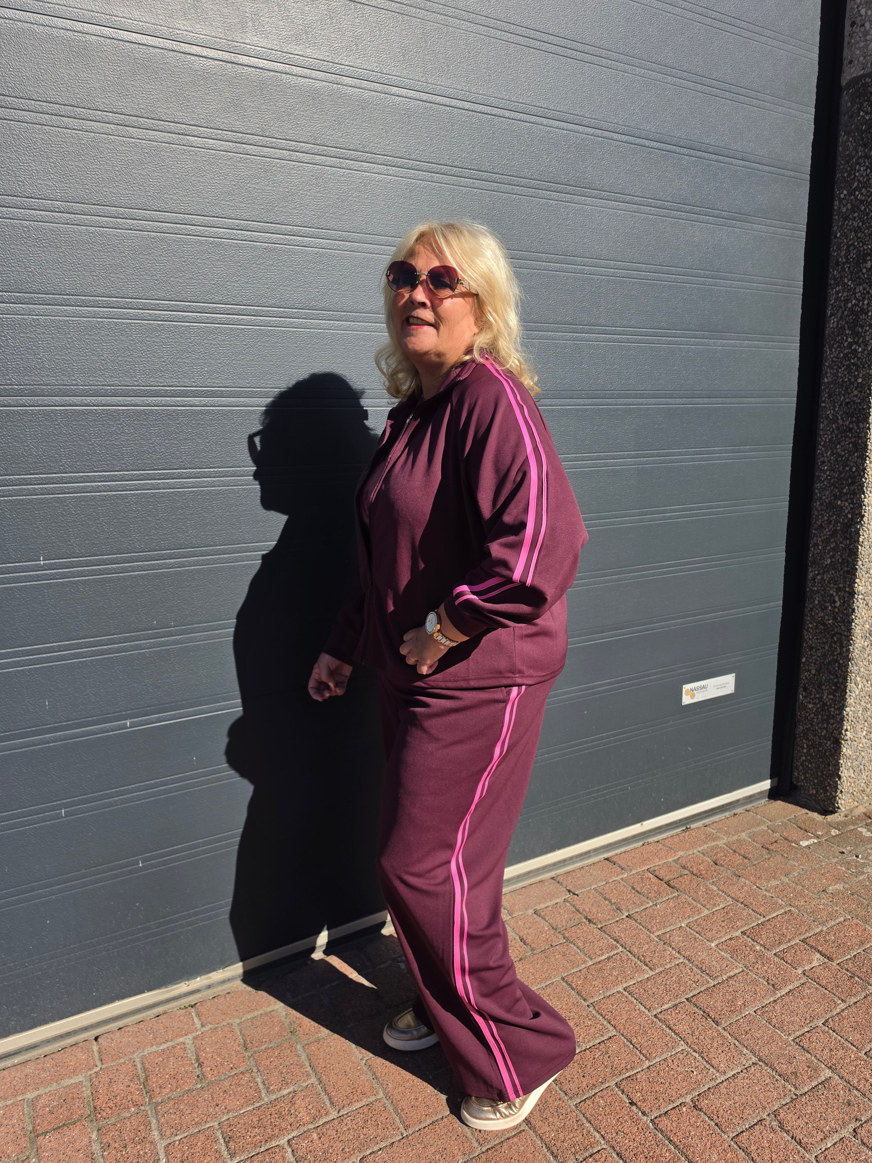 Broek Carcayla met bies Bordeaux